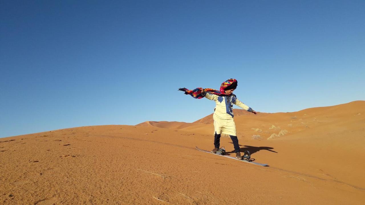 Merzouga Luxury Camp Esterno foto