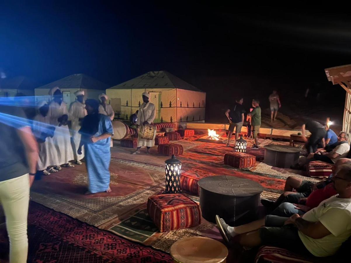 Merzouga Luxury Camp Esterno foto