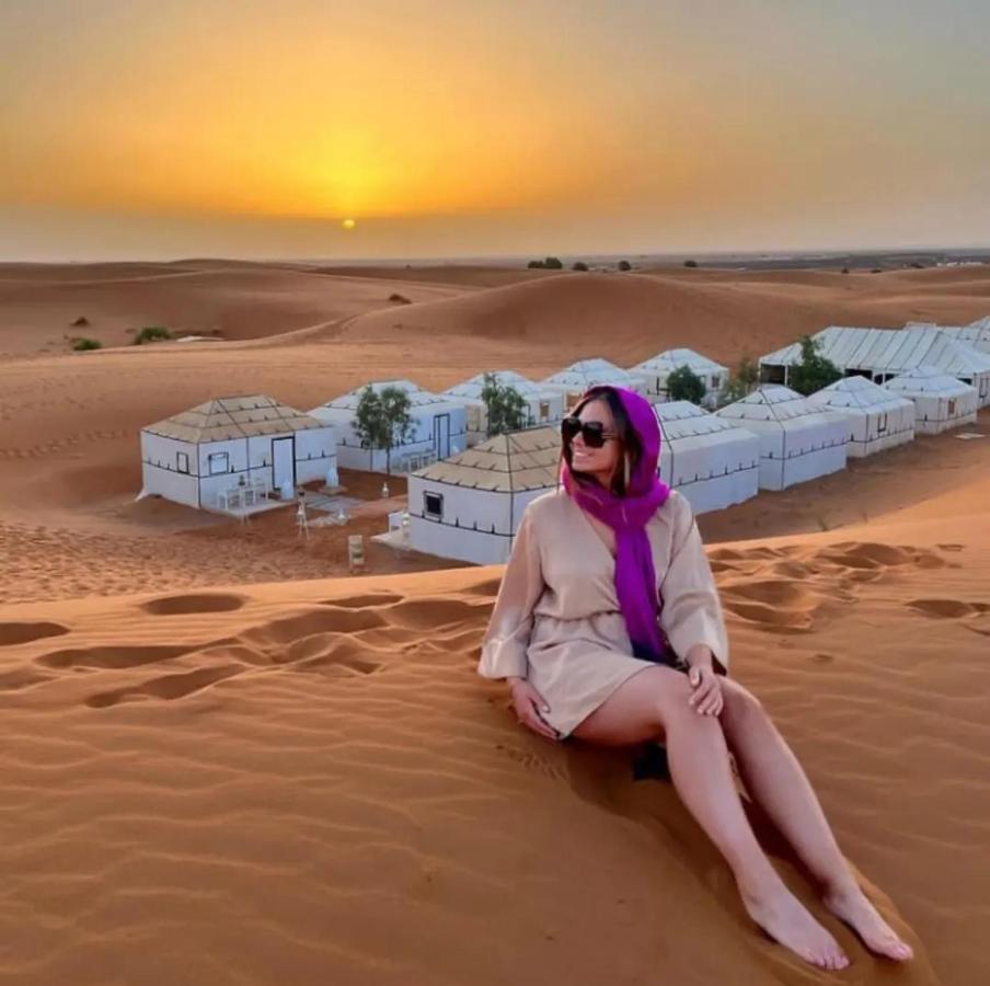 Merzouga Luxury Camp Esterno foto